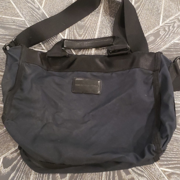 SOLD - Marc By Marc Jacobs Navy Messenger/Cross Body Bag - Picture 4 of 7